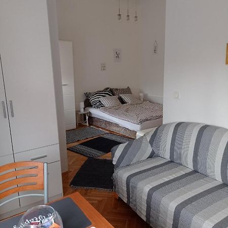 Donata Appartement Osijek Buitenkant foto