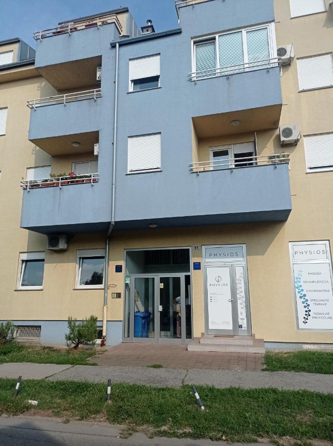 Donata Appartement Osijek Buitenkant foto